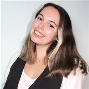 Profesora titulada en el grado de Bellas Artes